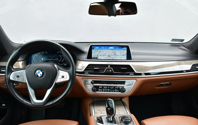 BMW Seria 7 cena 319900 przebieg: 96200, rok produkcji 2020 z Imielin małe 121